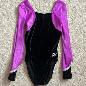 EUC gk long sleeve leotard